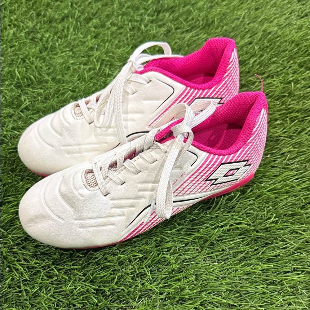 Lotto Kids' Roma 700 soccer cleats in white and pink